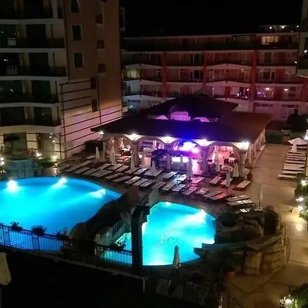 Апартамент С 1-Й Спальней В 50 Метрах От Пляжа! Apartament